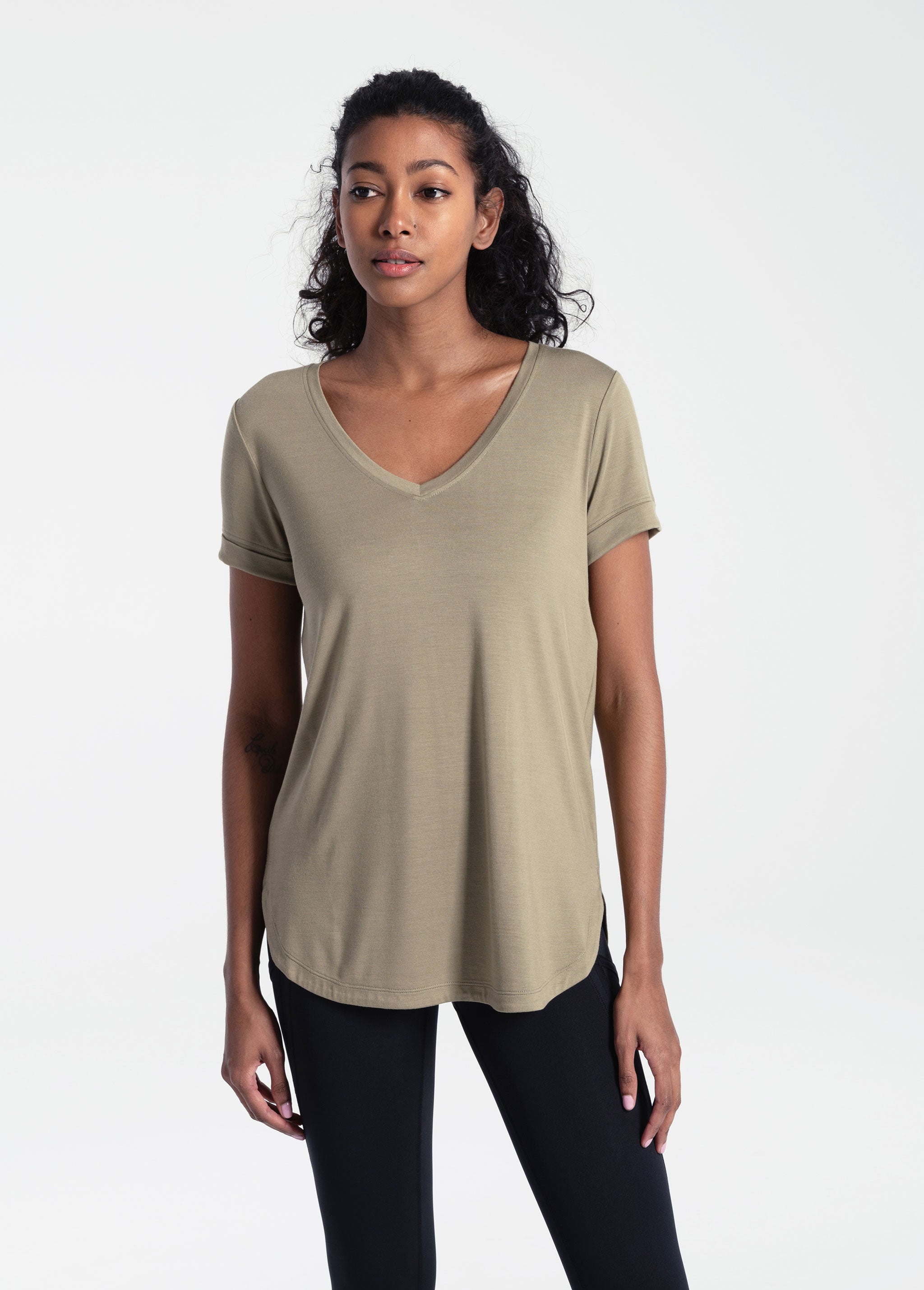 Agda Short Sleeve T-Shirt